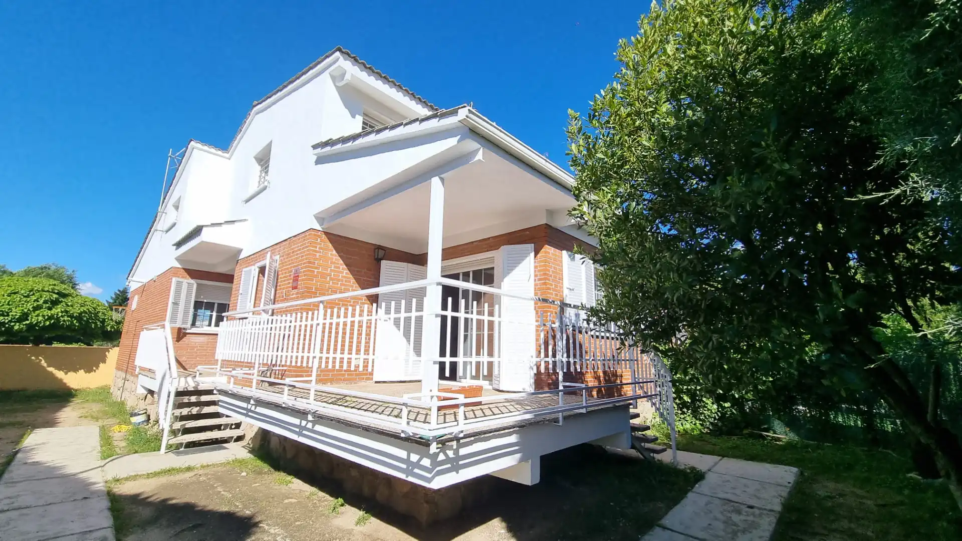 Exterior view of Detached homes for sale in Moralzarzal  with Heating, Private garden and Terrace