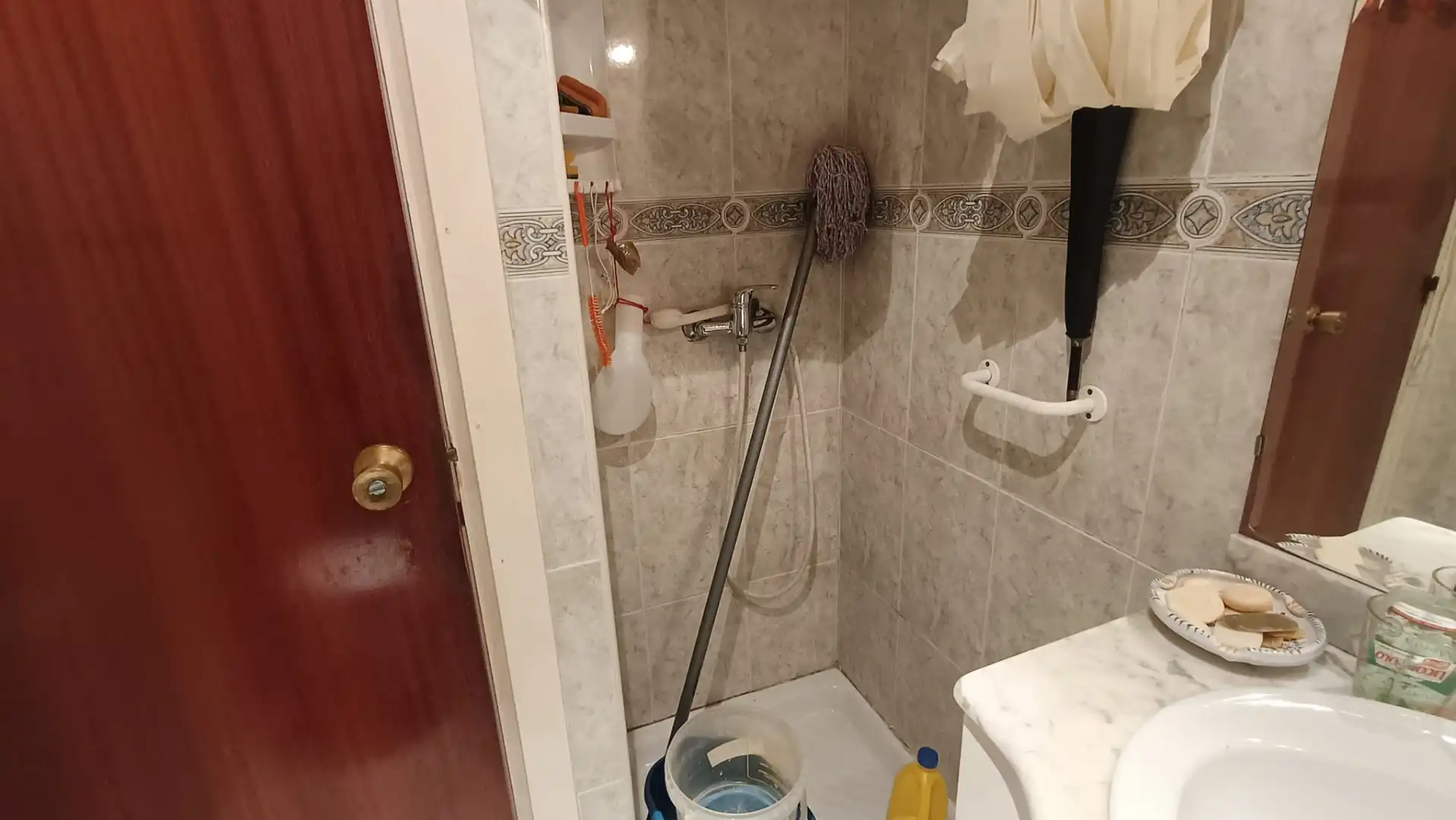 Bany de Pis en venda en Madrid amb Calefacció, Traster i Moblat