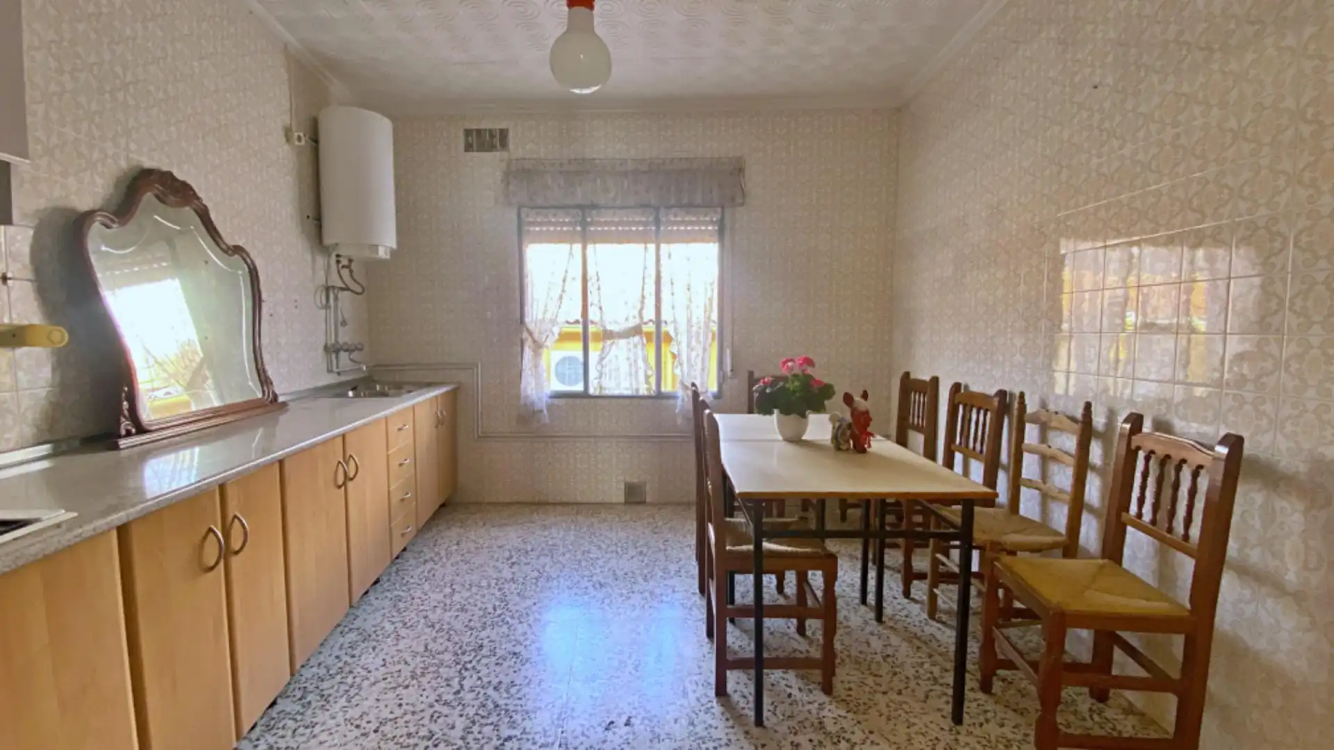 Cocina de Piso en venta en Lorca con Terraza y Balcón