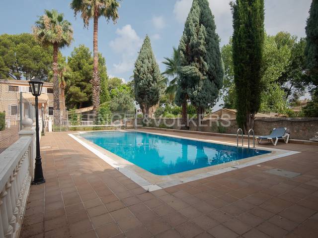 Casa-chalet en Venta en Madrigal