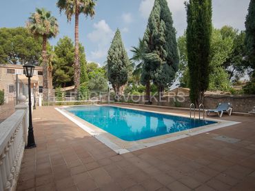 Casa con piscina in vendita a Madrigal