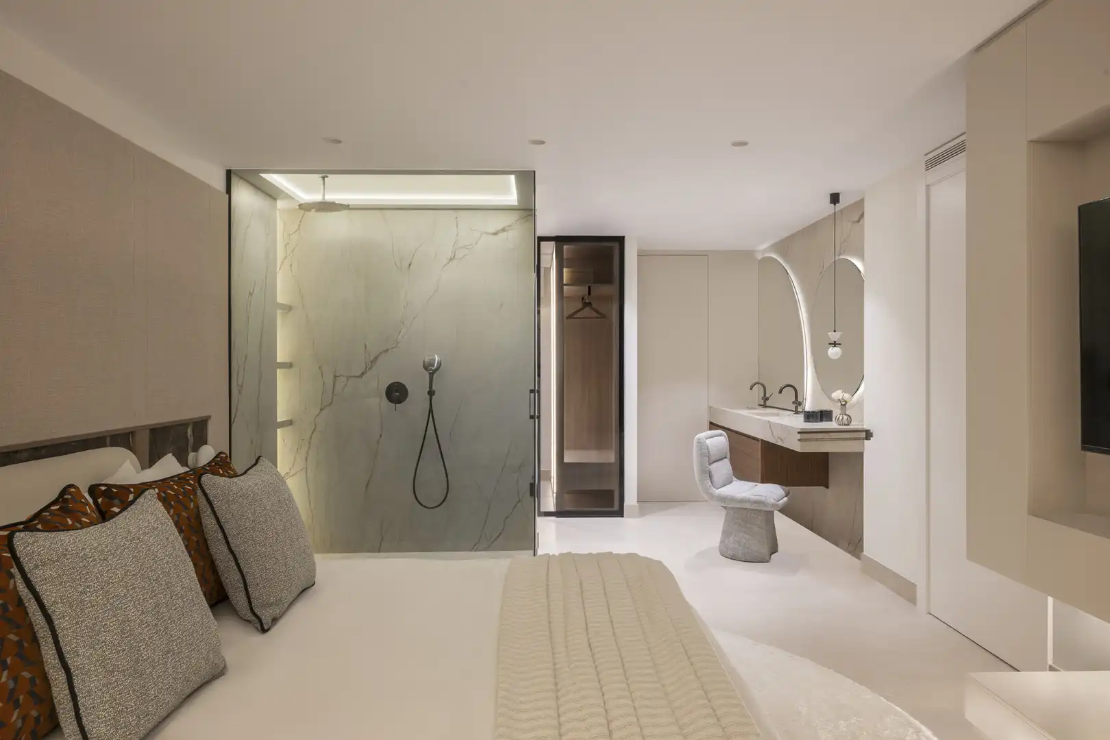 Schlafzimmer von Dachboden zum Verkauf in Estepona mit Klimaanlage, Terrasse und Abstellraum