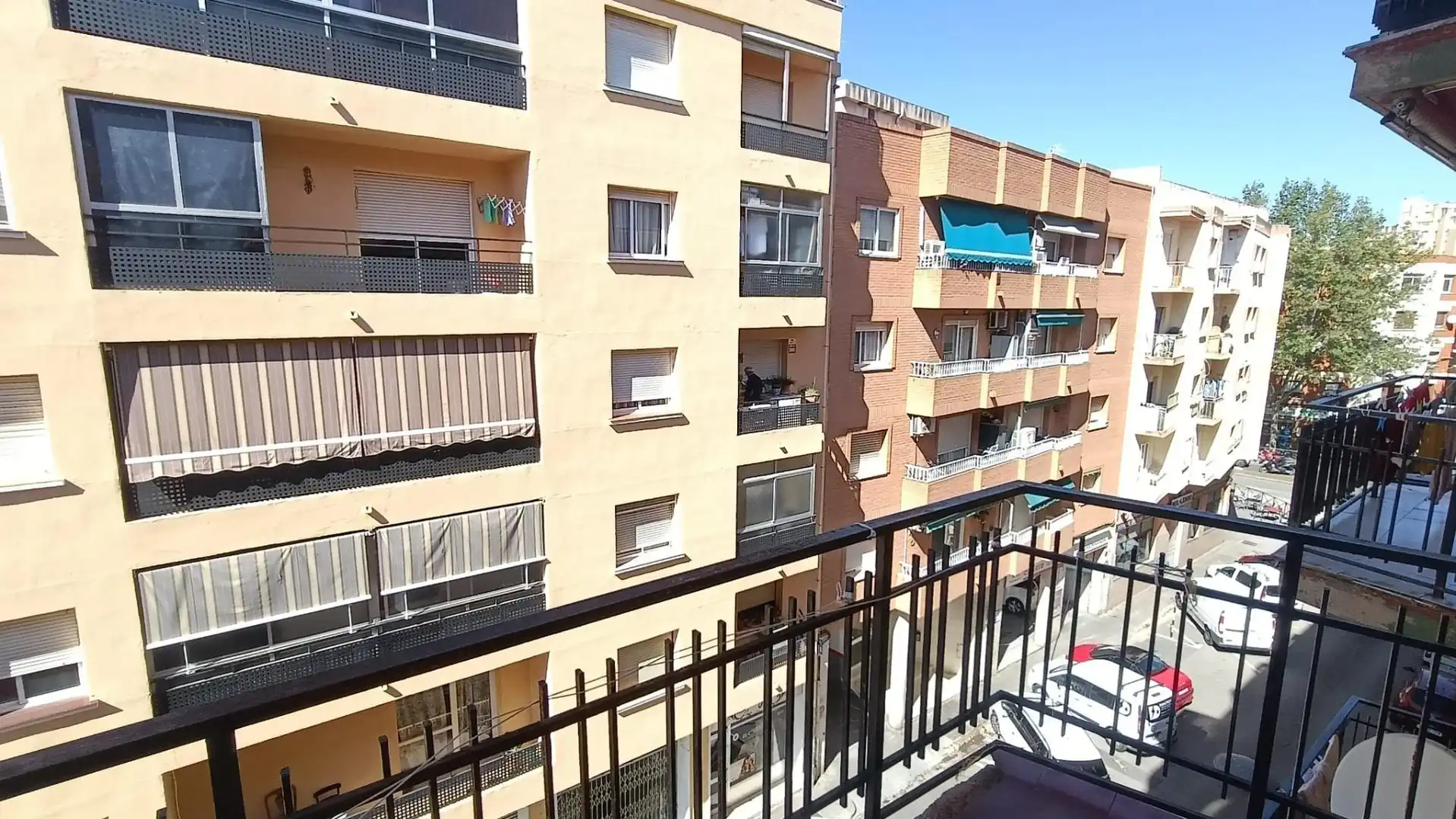 Vista exterior de Piso en venta en Reus