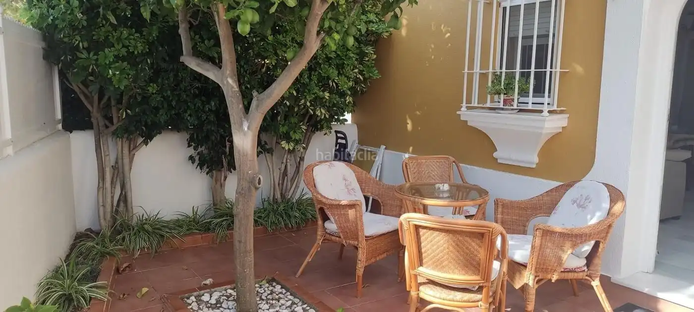 Terraced house with pool to rent in Avenida Catavino de Oro 13, imagen 5