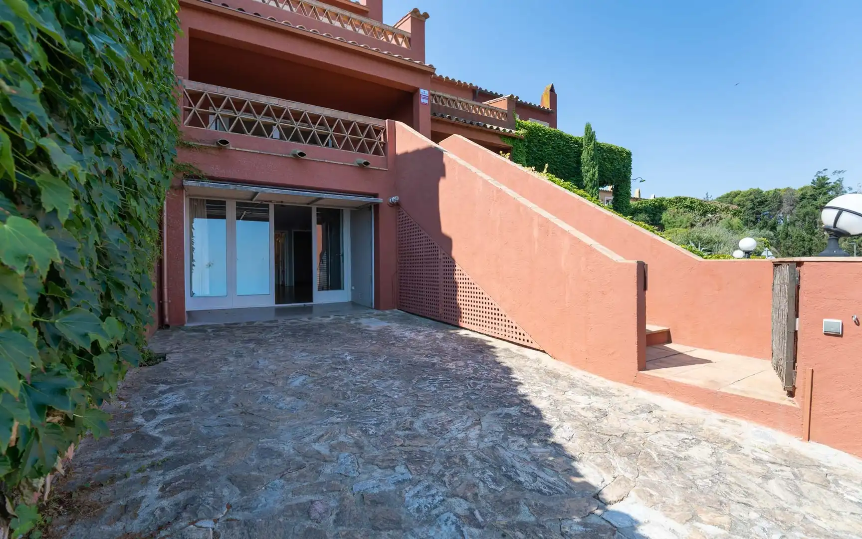 Vista exterior de Casa o chalet de alquiler en Begur con Aire acondicionado, Calefacción y Jardín privado