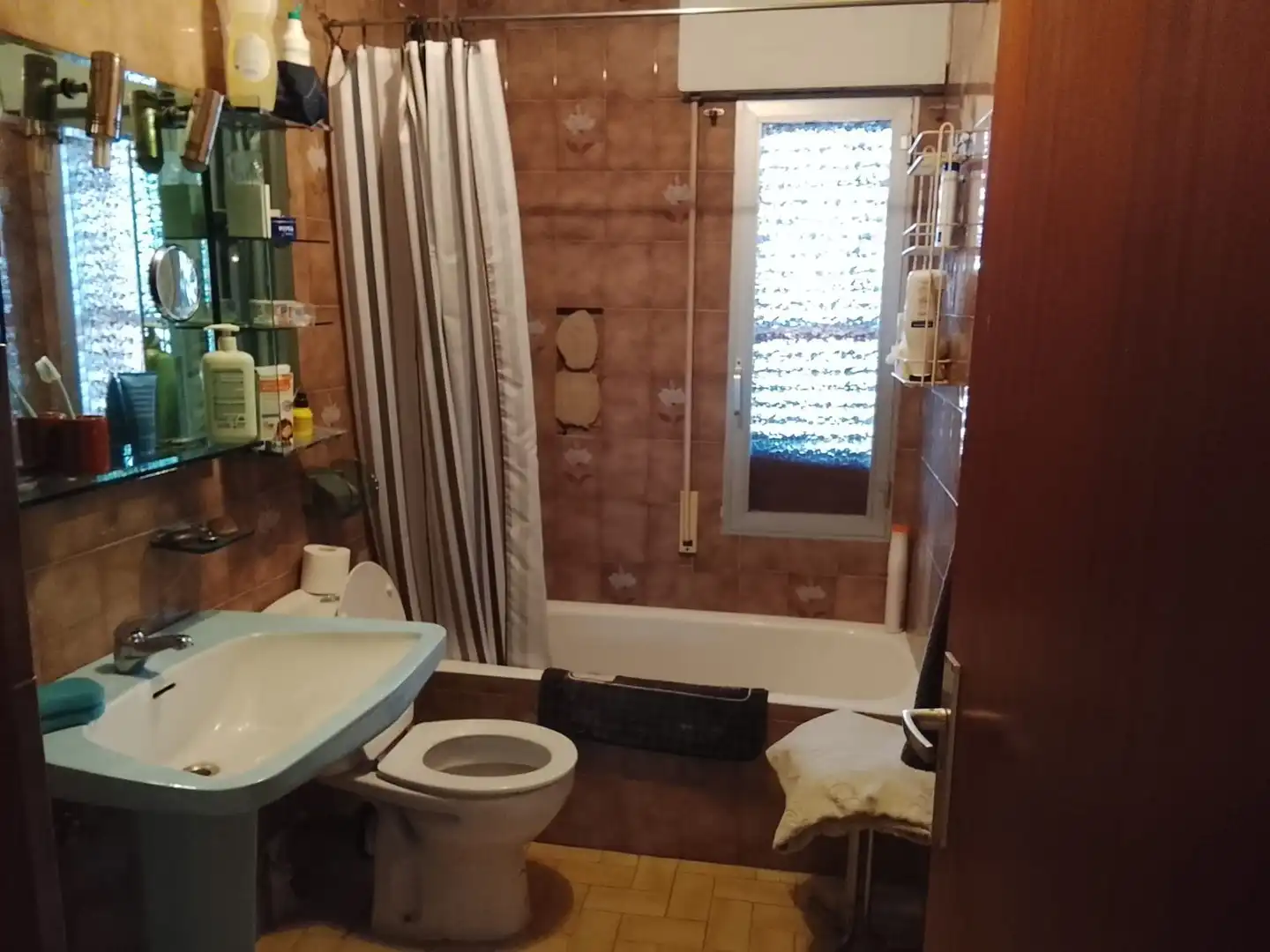 Bany de Casa o xalet en venda en Madrigal de la Vera amb Jardí privat