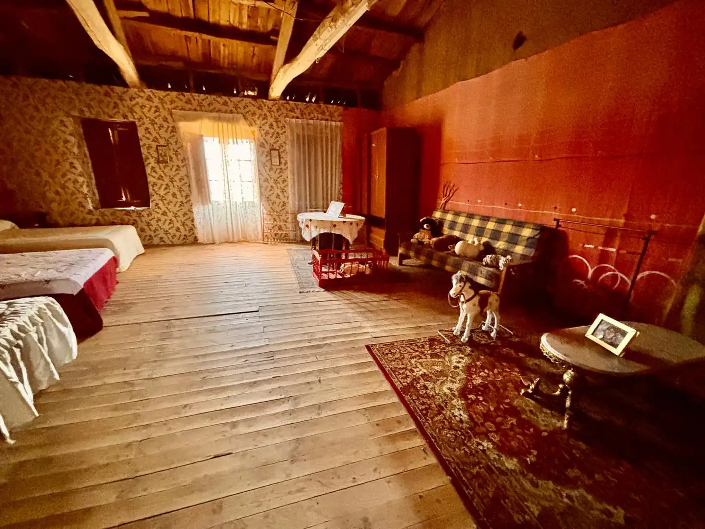 Sala d'estar de Casa o xalet en venda en Santa Elena de Jamuz amb Calefacció, Moblat i Forn