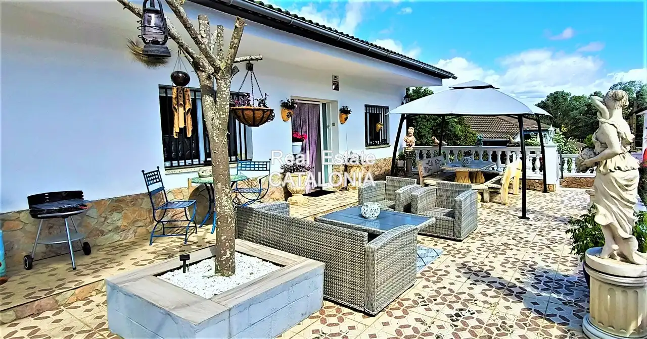 Villa avec terrasse à vendre à Camí de la Plana