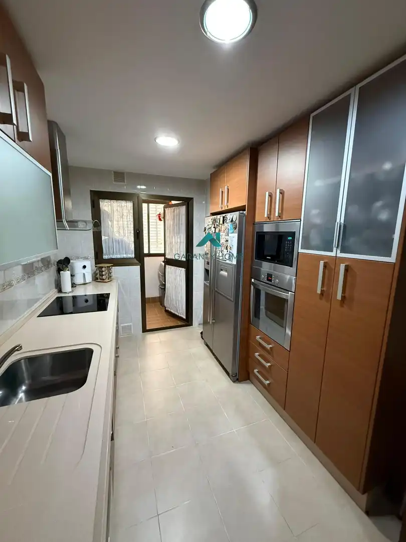 Kitchen of Flat for sale in Jerez de la Frontera  with Air Conditioner, Parquet flooring and Terrace