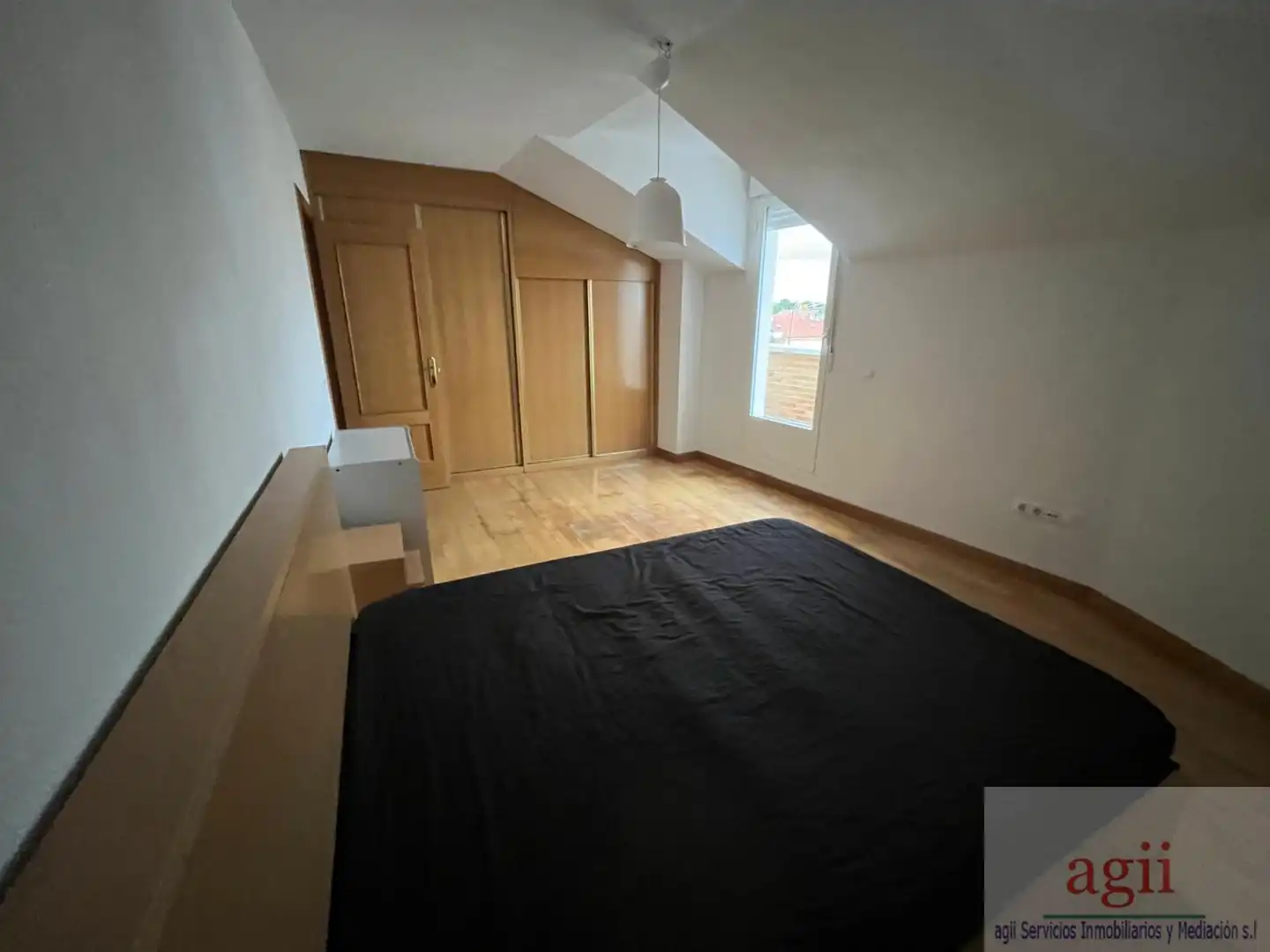 Habitación de Dúplex de alquiler en Alovera con Calefacción, Parquet y Terraza