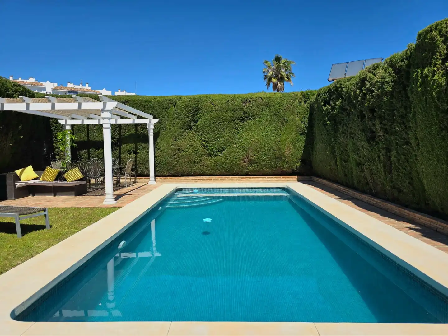 Swimming pool of Houses for sale in Benalmádena  with Air Conditioner, Heating and Private garden