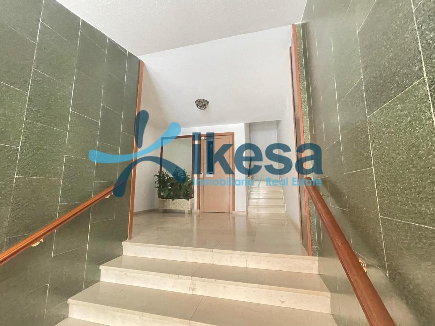 Flat for sale in Linarejos