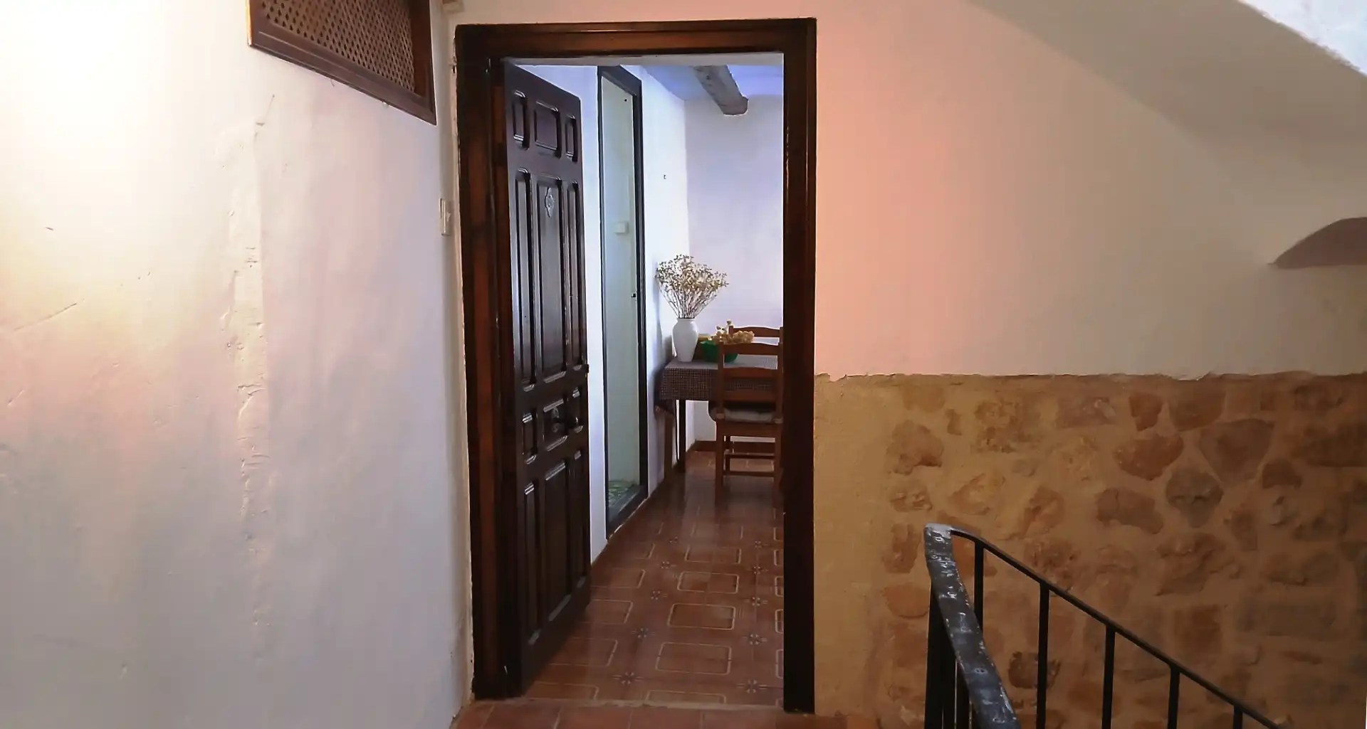Casa adosada en venta en Calle Collado, 8, Valjunquera