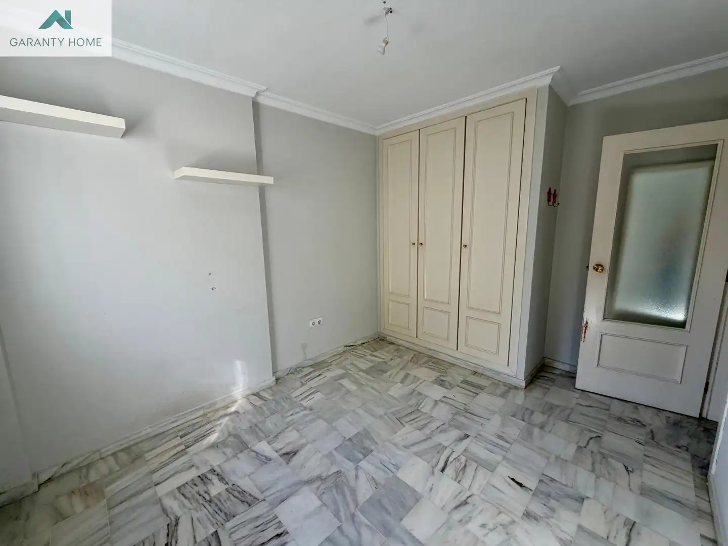 Habitación de Dúplex en venta en Rincón de la Victoria con Aire acondicionado, Calefacción y Terraza