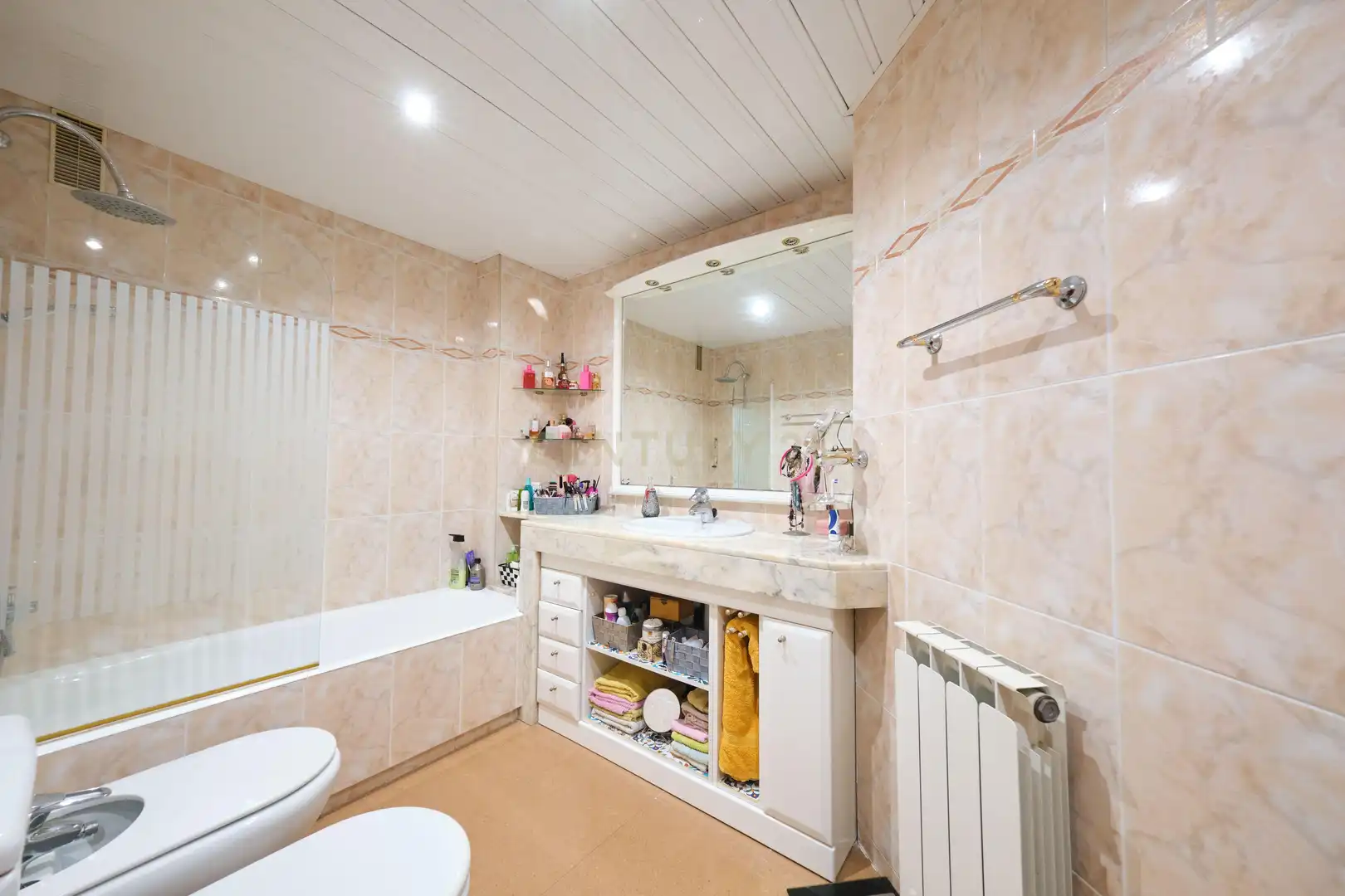 Baño de Apartamento en venta en Sant Boi de Llobregat con Trastero