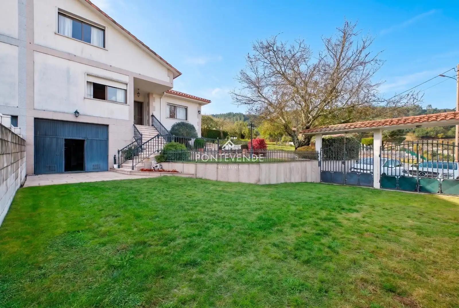 Vista exterior de Casa o chalet en venta en Campo Lameiro, Pontevedra
