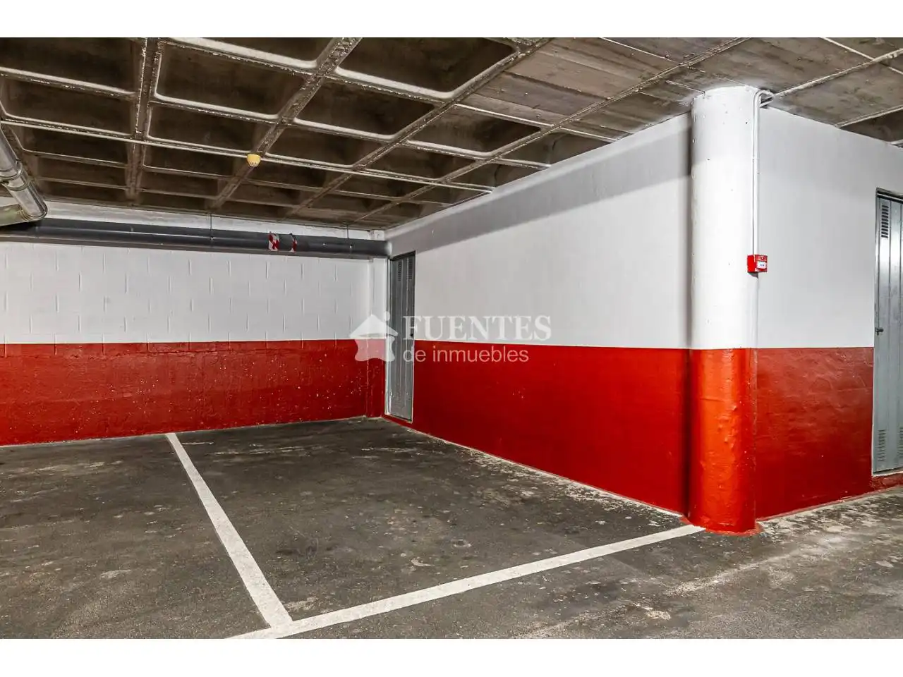 Parking of Apartments for sale in Alicante / Alacant  with Air Conditioner, Storage room and Community pool
