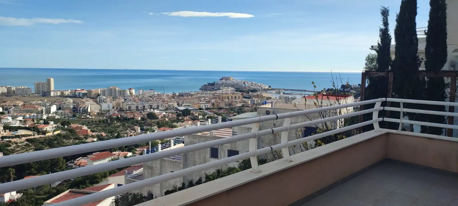 Vista exterior de Apartamento en venta en Peñíscola / Peníscola con Aire acondicionado, Terraza y Alarma