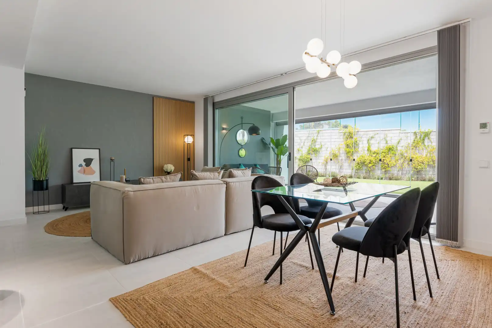 Apartamento con piscina en venta en Estepona Pueblo, imagen 3