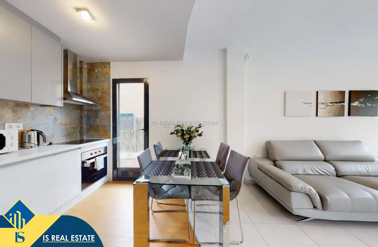 Sala d'estar de Casa o xalet de lloguer en Orihuela amb Aire condicionat, Calefacció i Jardí privat