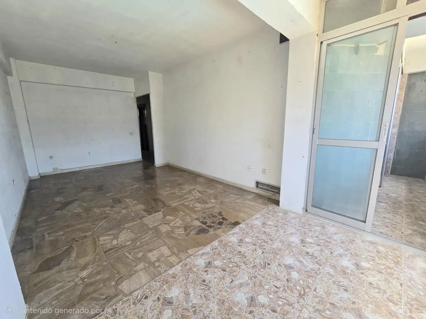 Piso en venta en Torremolinos con Terraza y Piscina comunitaria