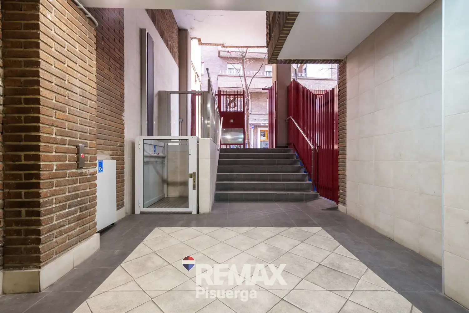 Attic for sale in Valladolid  with Terrace