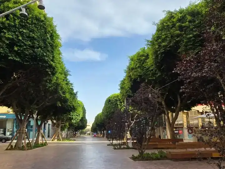 Vista exterior de Piso para compartir en Almería con Aire acondicionado, Trastero y Amueblado