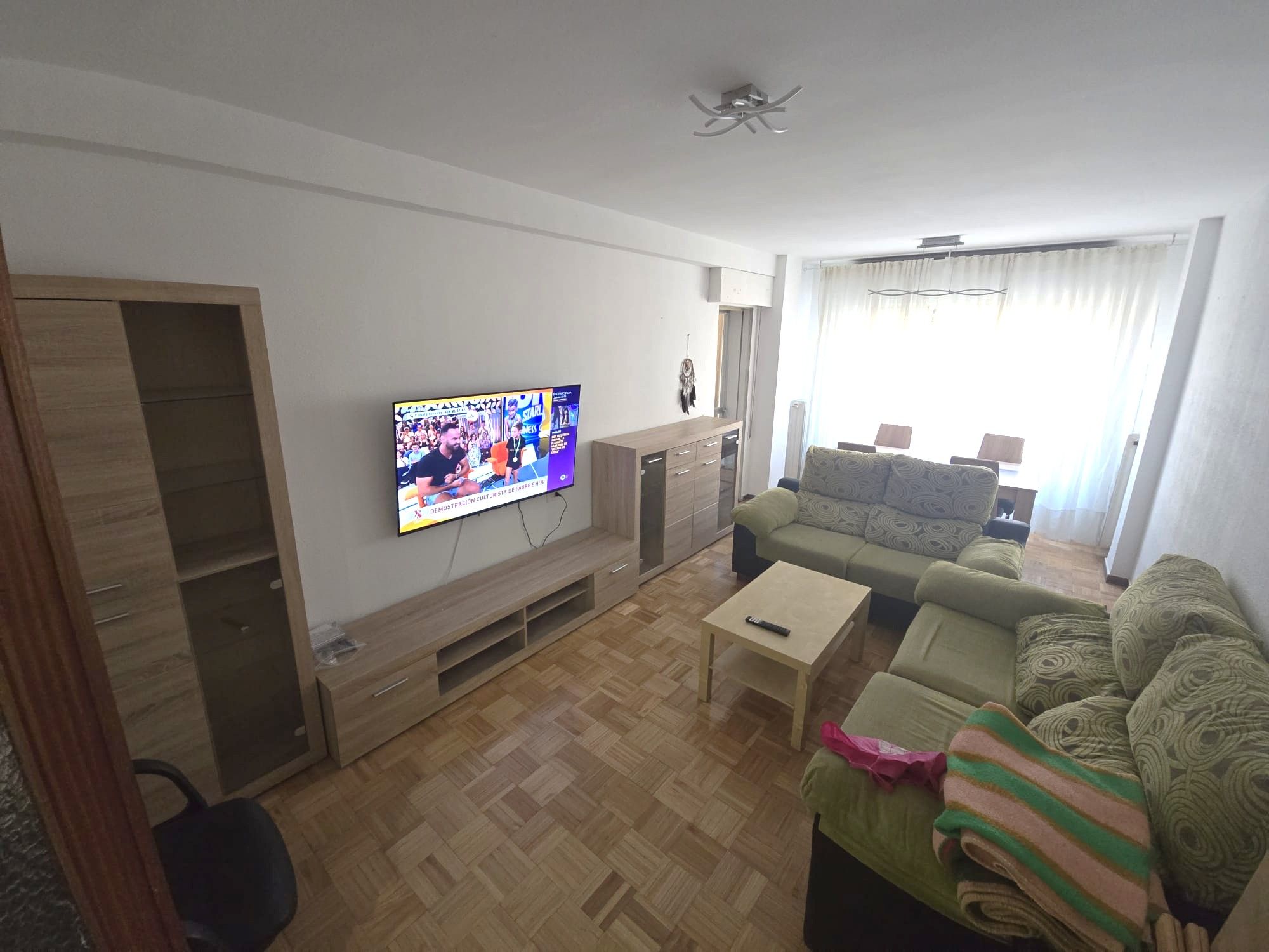 Sala de estar de Piso de alquiler en Cáceres Capital con Aire acondicionado, Calefacción y Terraza