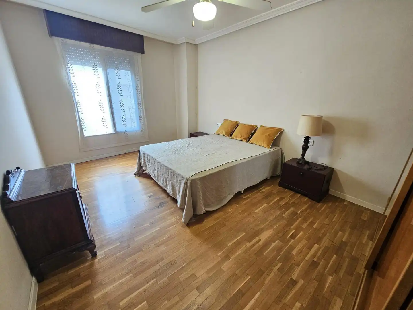 Wohnung mit Aufzug zum Verkauf in Casc Urbà, imagen 4