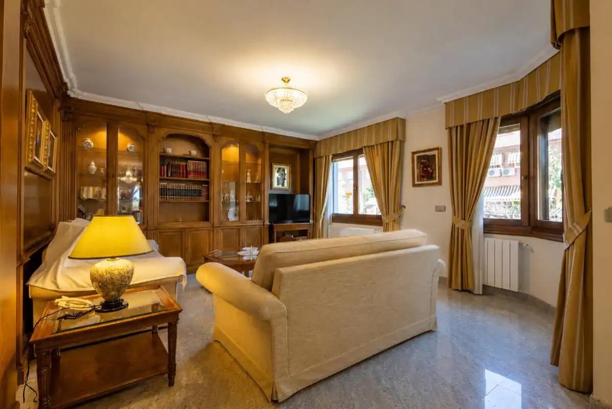 Sala de estar de Casa o chalet en venta en Alcalá de Henares con Aire acondicionado, Calefacción y Jardín privado