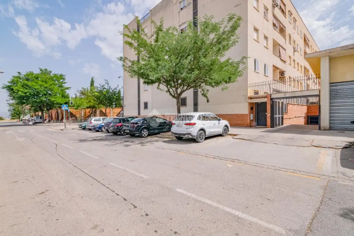 Parking de Piso en venta en Granada