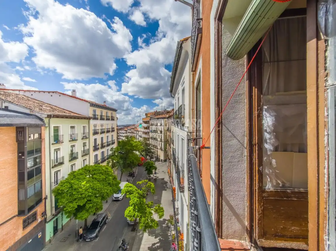 Vista exterior de Piso en venta en Madrid