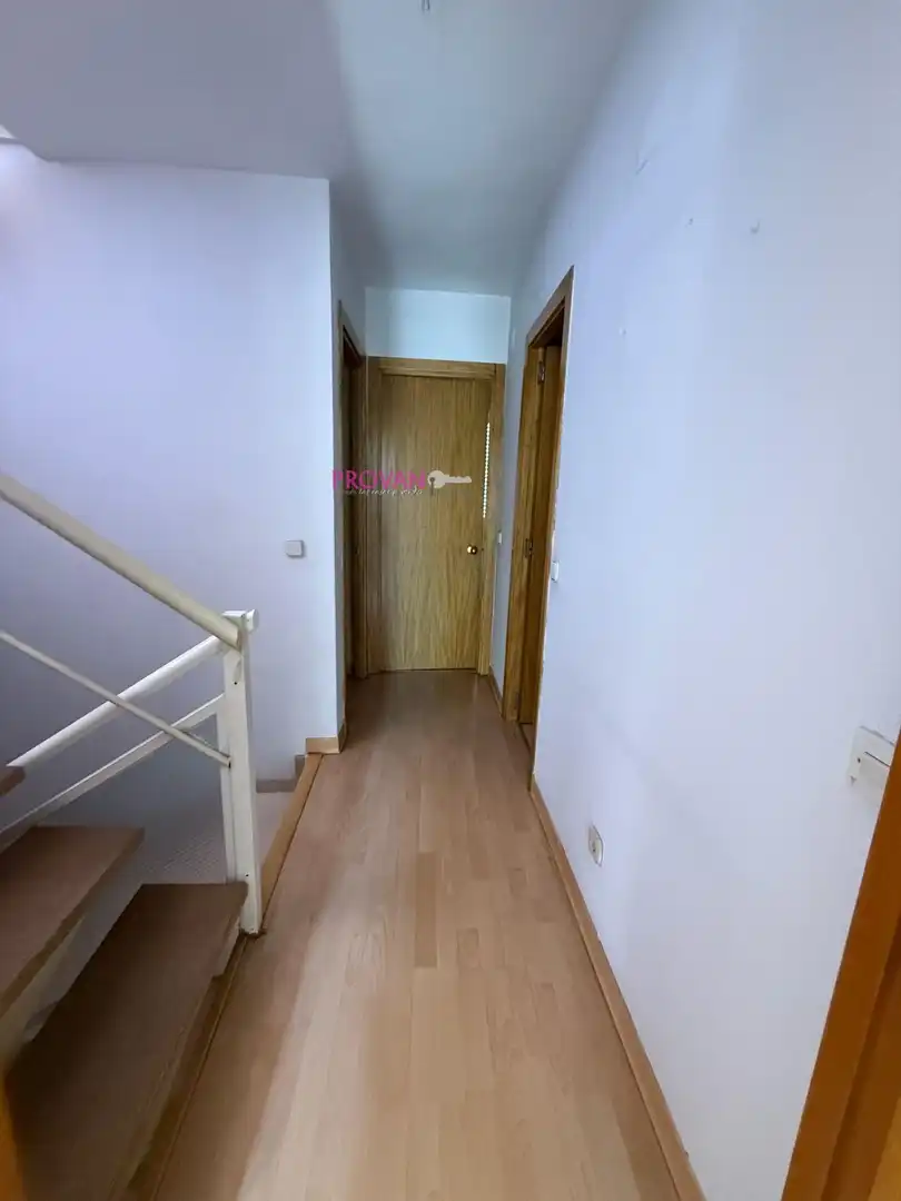 Casa adosada en venda en Torrejón de Ardoz amb Aire condicionat, Calefacció i Terrassa