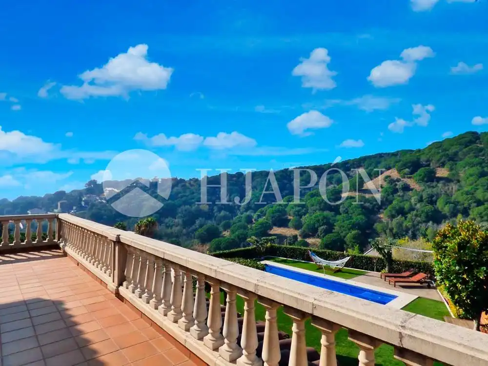 Casa con terraza en venta en Alella, imagen 3