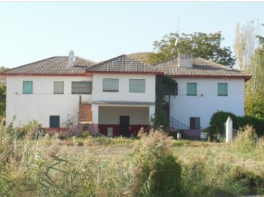 Casa con jardín en venta en Paraje el Retamar