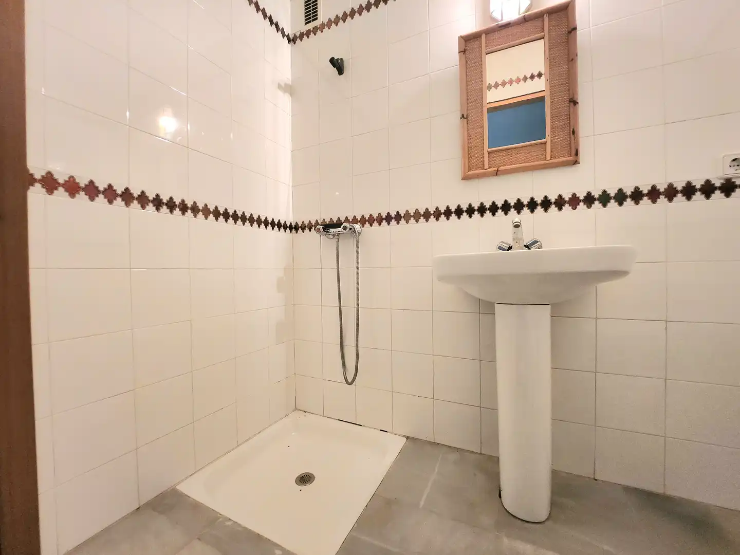 Baño de Casa o chalet en venta en Alcalá de Guadaira con Aire acondicionado, Calefacción y Jardín privado