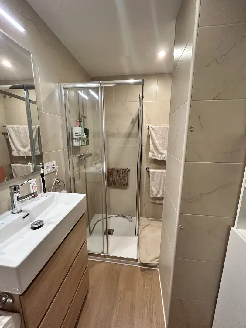 Baño de Piso de alquiler en Centro  