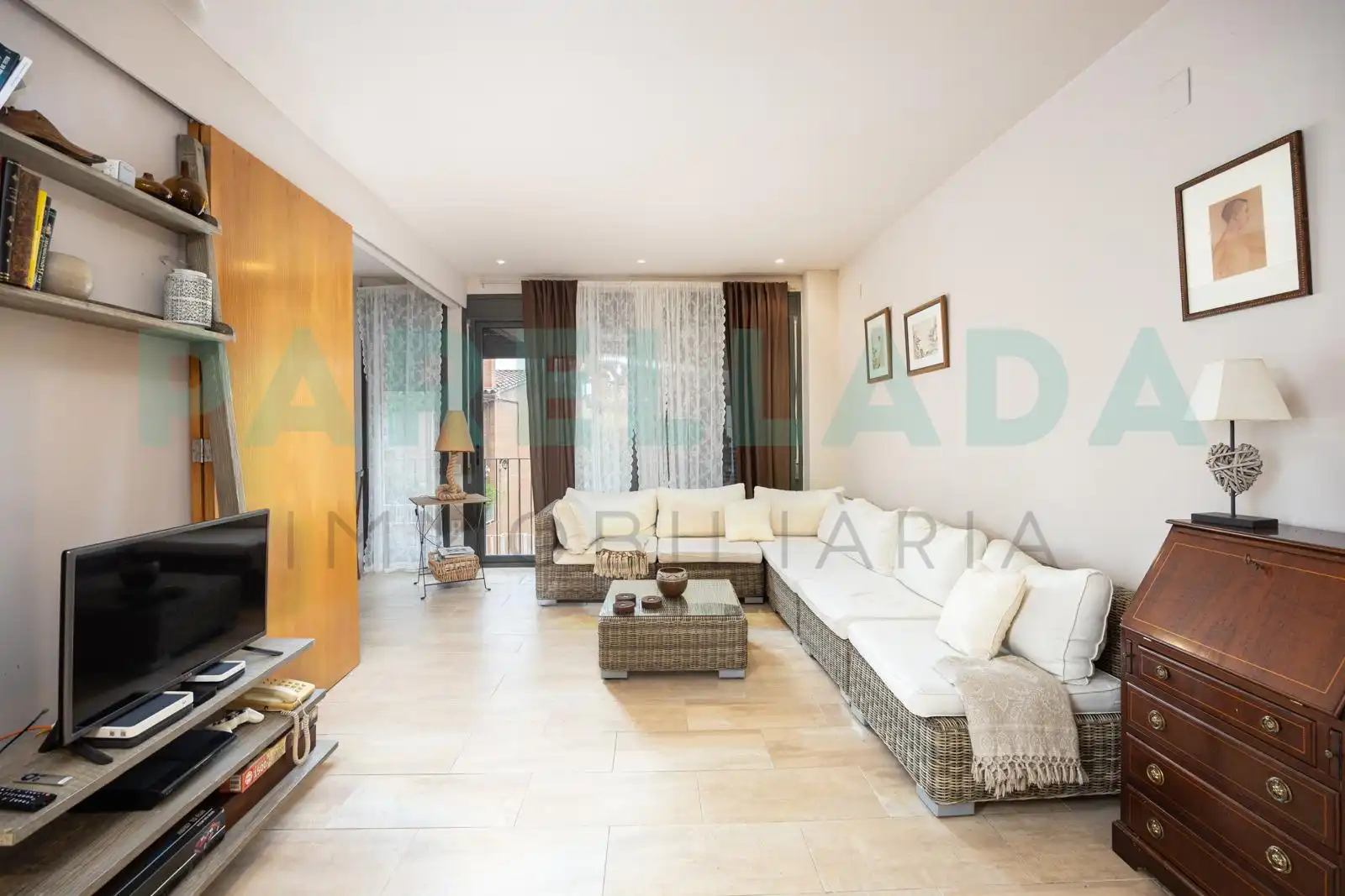 Sala de estar de Casa o chalet en venta en Tiana con Aire acondicionado, Jardín privado y Terraza