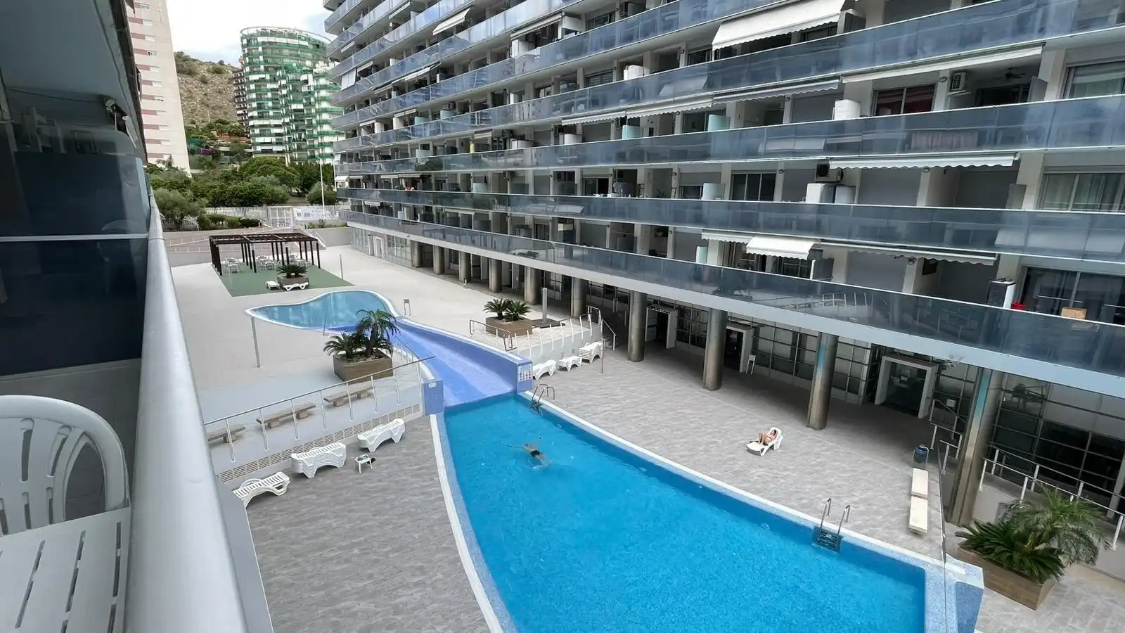 Piscina de Apartament de lloguer en Villajoyosa / La Vila Joiosa amb Aire condicionat, Moblat i Balcó