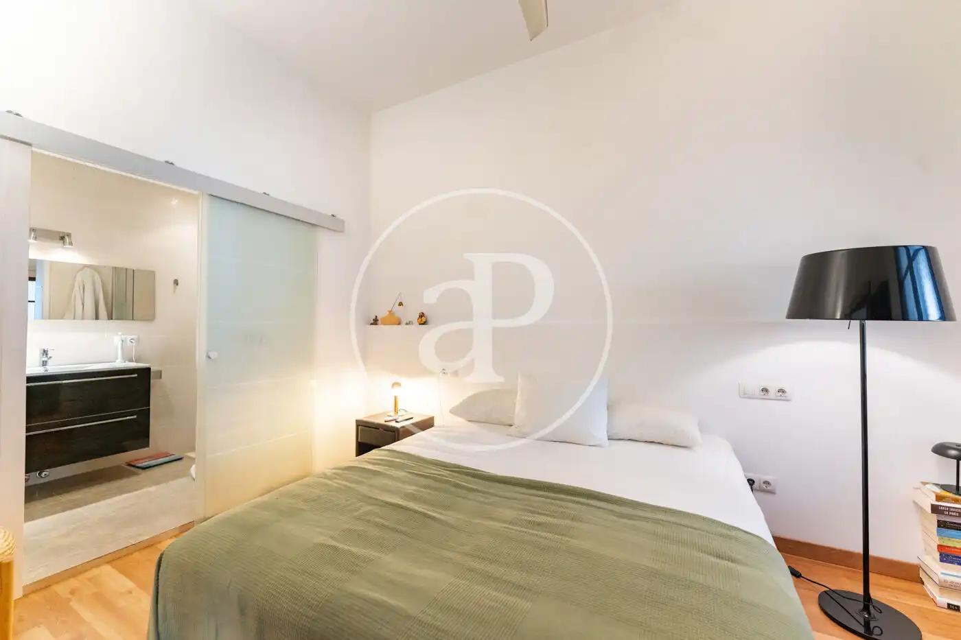 Schlafzimmer von Wohnung zur Miete in  Palma de Mallorca mit Klimaanlage, Heizung und Möbliert