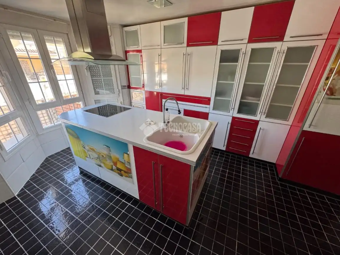 Cocina de Casa adosada en venta en Ontígola con Calefacción