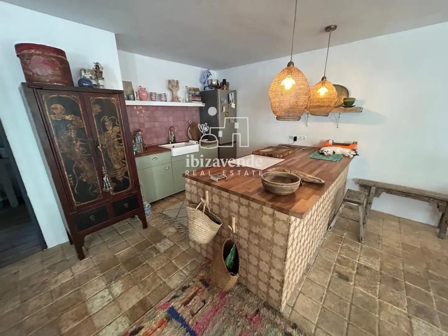 Cuina de Casa o xalet en venda en Eivissa amb Aire condicionat, Jardí privat i Terrassa