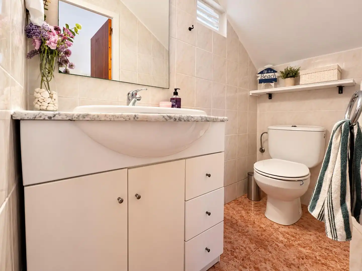 Baño de Casa o chalet en venta en El Vendrell con Calefacción, Jardín privado y Terraza