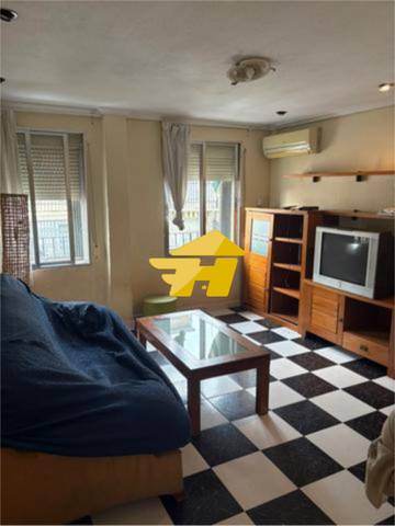 Piso en Alquiler en Huerta de la Reina - Trassierra