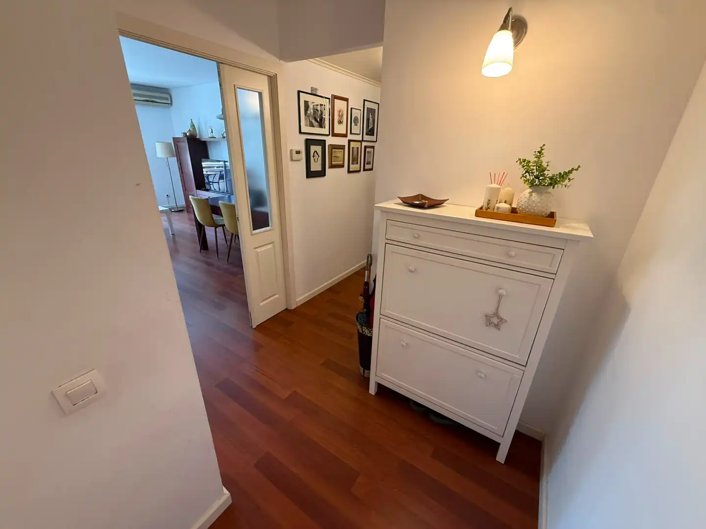 Piso en venta en Cornellà de Llobregat con Aire acondicionado, Calefacción y Parquet