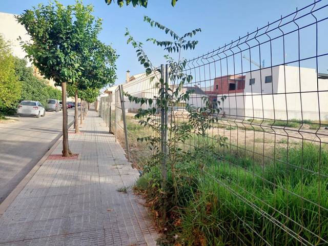 Terreno residencial en Venta en Calle Calle Párroco Antonio García Valverde en Beniaján