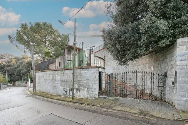 Casa-chalet en Venta en C/ Jacint Verdaguer en Ullastrell