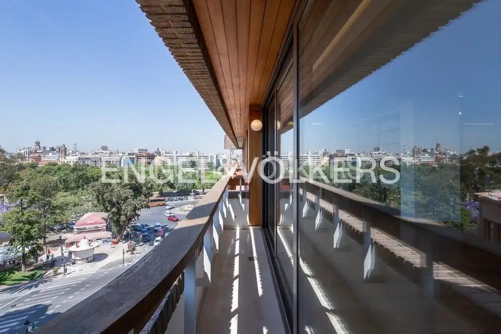 Terrassa de Pis de lloguer en Valencia amb Aire condicionat, Calefacció i Parquet