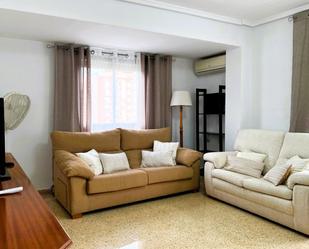 Living room of Flat to rent in  Valencia Capital  with Air Conditioner and Balcony