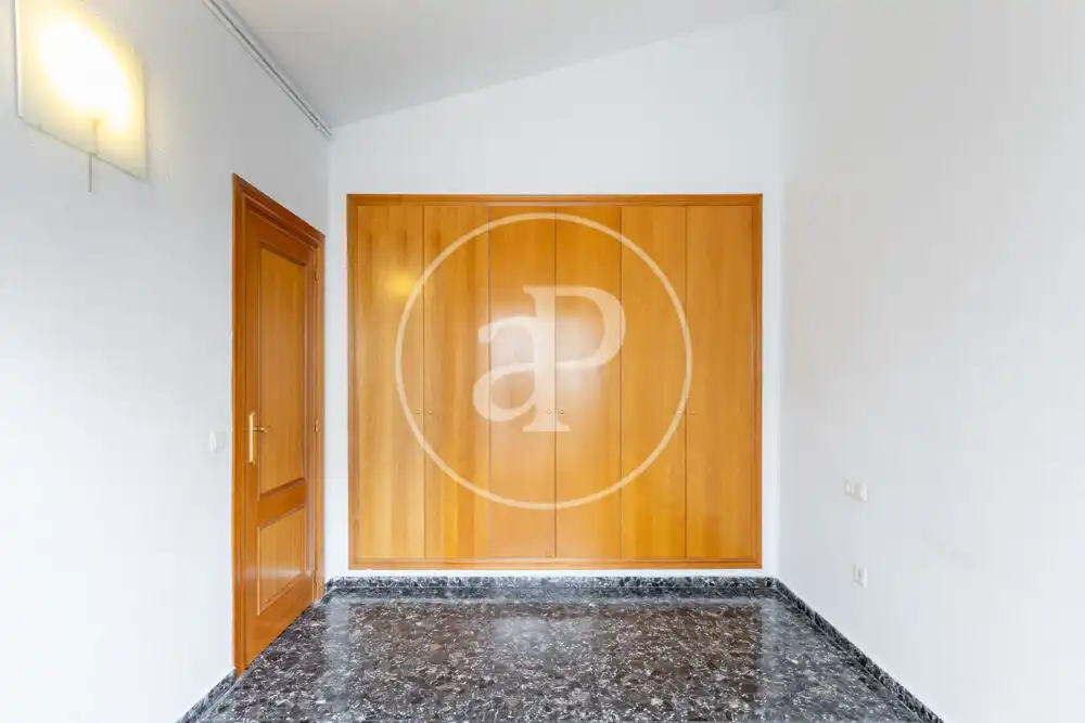 Piso de alquiler en Valencia con Aire acondicionado, Calefacción y Terraza